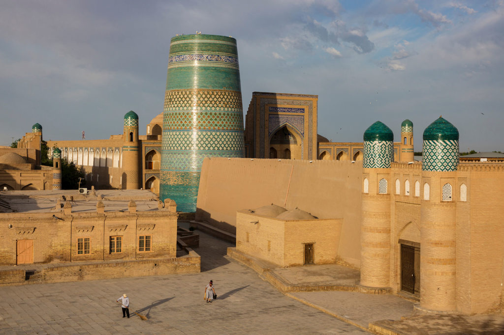 Building with vibrant blue and green tile