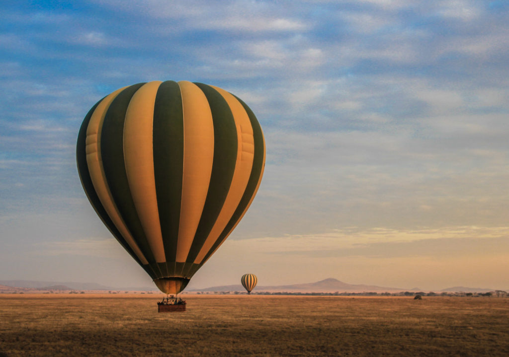 Hot air ballons over Serengeti