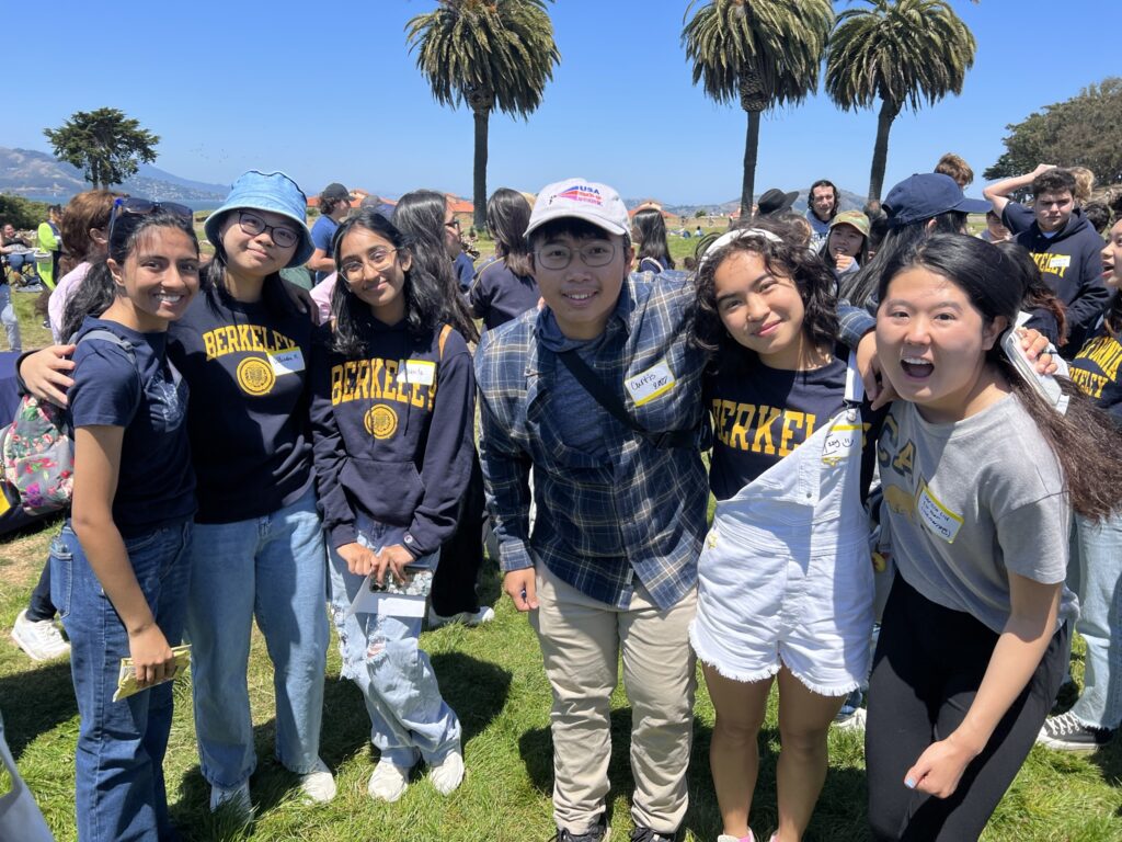 Students at the Cal Alumni Group of San Francisco's Summer Welcome Party gather for a group picture.